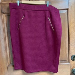 Ashley Nell Tipton For Boutique Burgundy Quilted Pencil Skirt Size 2X